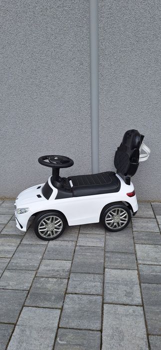 Autko mercedes do odpychania