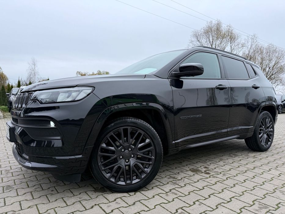 Jeep Compass BLACK EDITION 150KM VIRTUAL ALPINE el.klapa kamery skóry navi pdc aso
