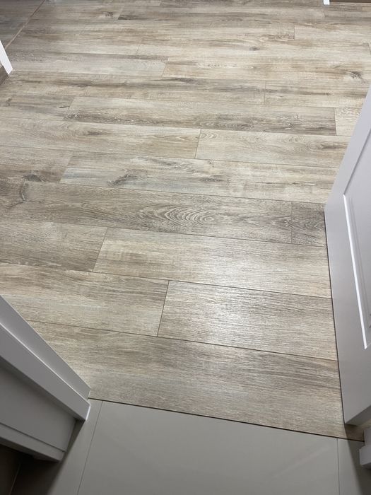 Укладка ламінату,монтаж ламінату,встановлення ламінату