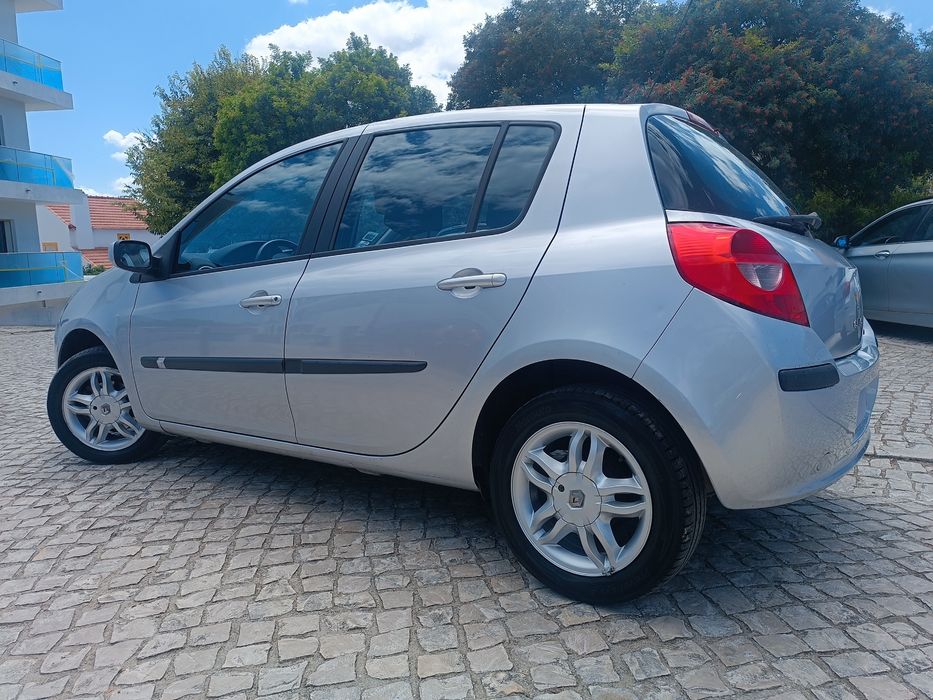 Renault clio 1.2 (130milkm)