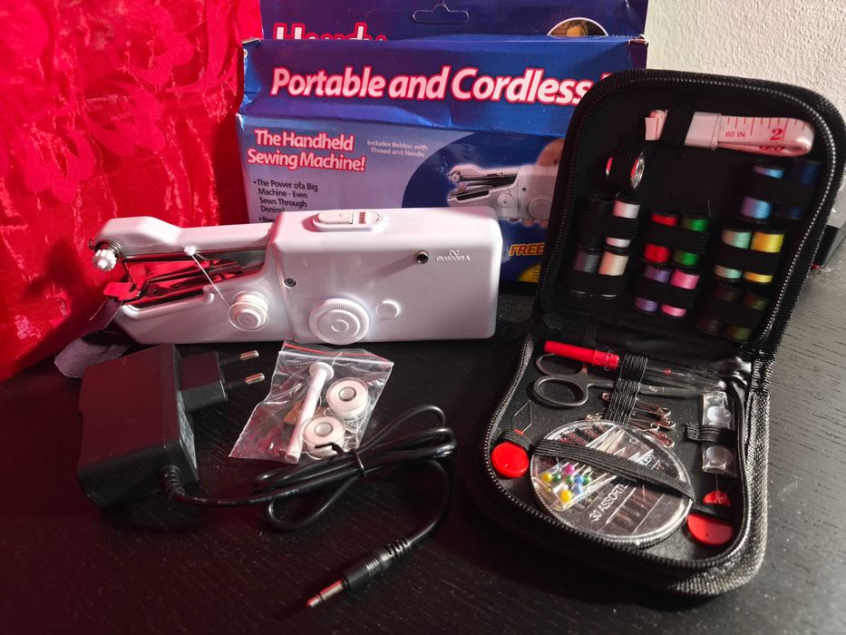 Máquina de Costura Portátil