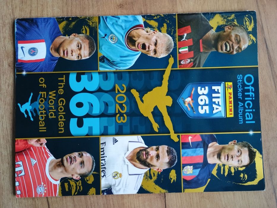 Album naklejkowy FIFA 365 - 2023