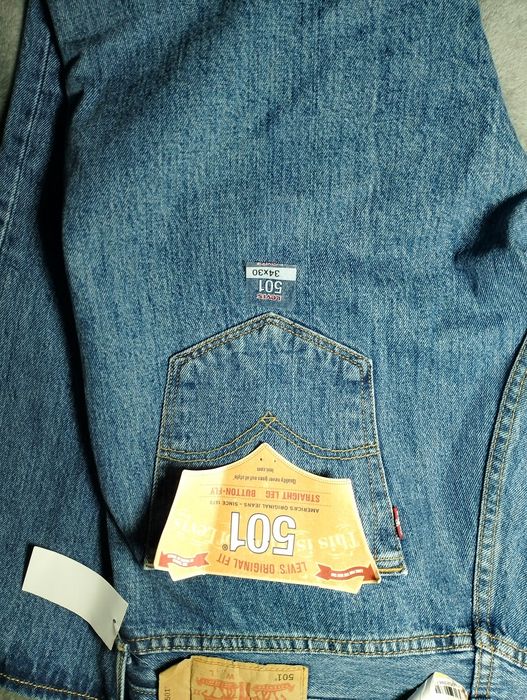 Джинси Levi's нові