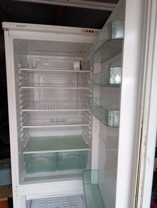 Lodówka Polar CZ340