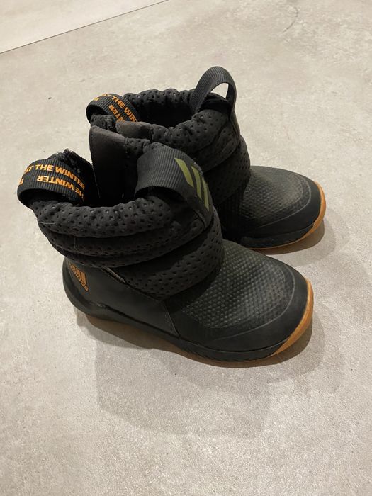 Adidas 24 buty zimowe wygodne