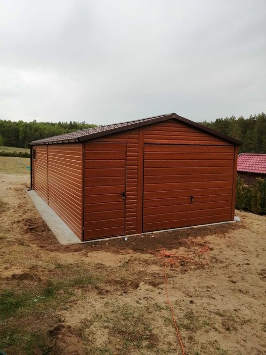 Garaż blaszany 6x6