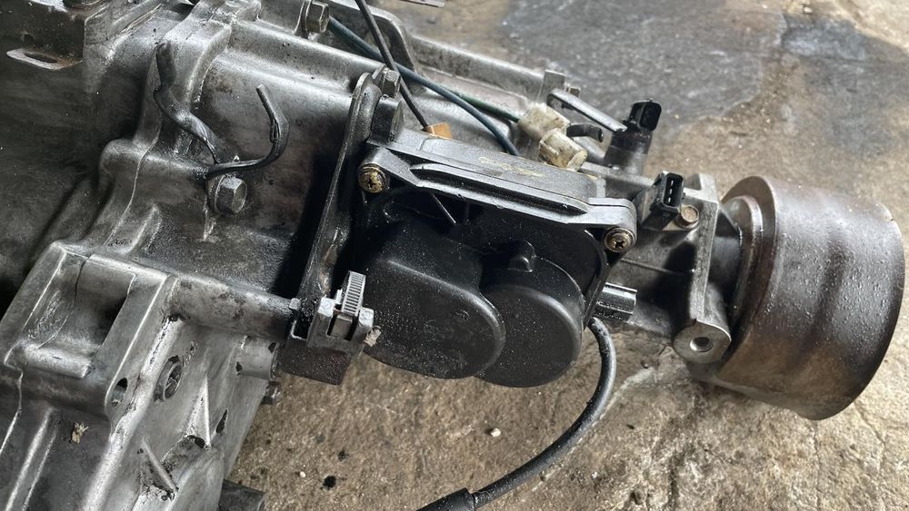 Раздатка Mitsubishi Pajero Wagon 3 3.2 АКПП