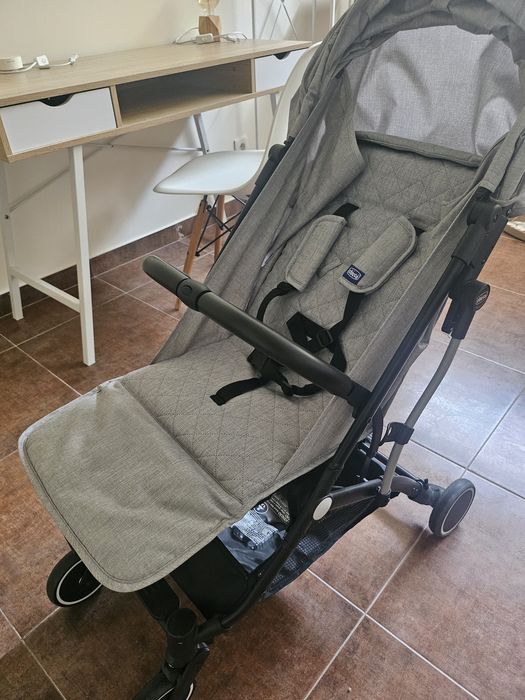 Chicco - Carrinho de Passeio Trolley Me Light Grey