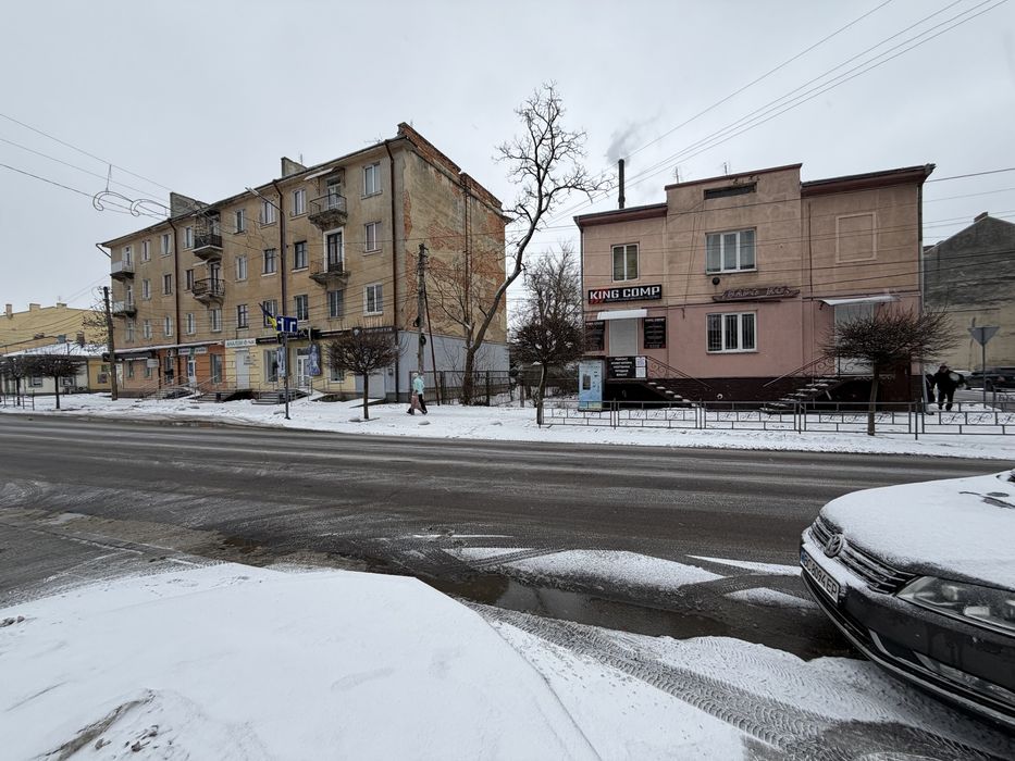 Здається в оренду магазин