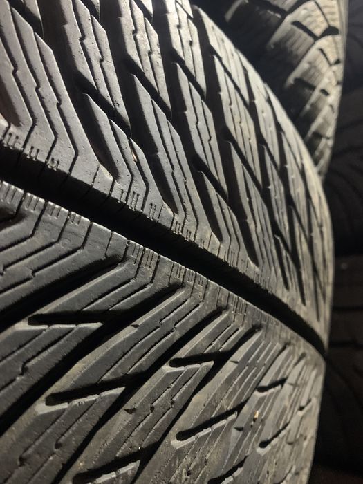 Шини  б/у зима 275/45 20 Michelin Pilot Alpin 5 RUNFLAT
