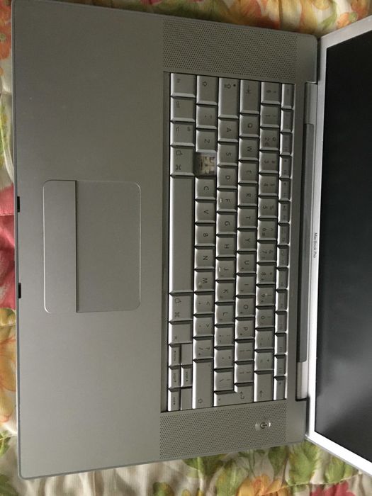 Apple  MacBook Pro