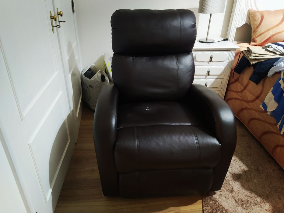 Sofá/cadeirão de massagens