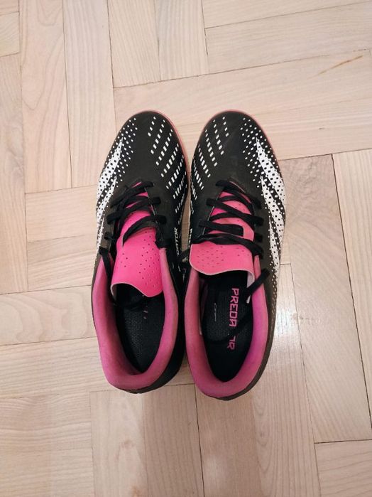 Turfy adidas predator czarno różowe meskie