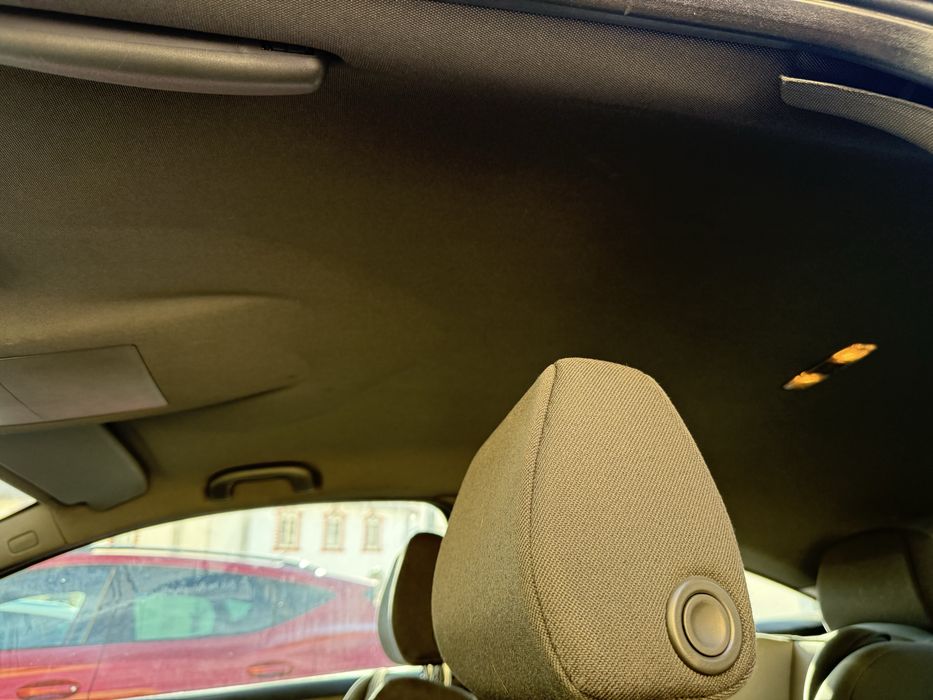 Opel Astra GTC — fotografia 8