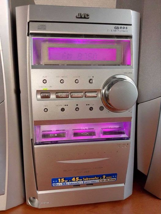 Продам мощный музыкальный центр  JVC