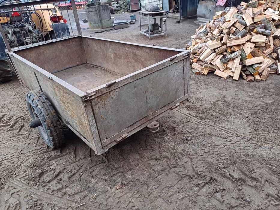 Sprzedam  przyczepę rolniczą