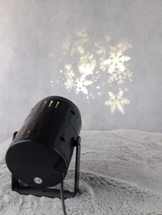 Projektor LED świąteczny płatki śniegu dekoracyjny lampka
