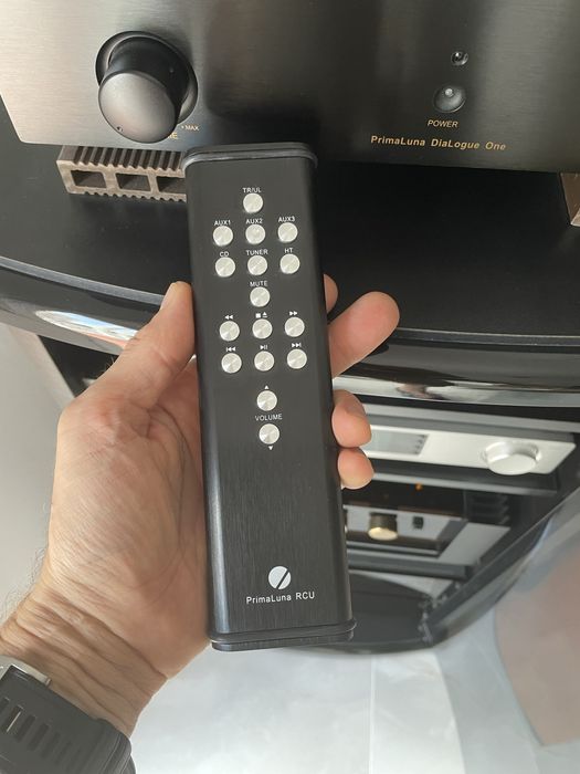 Amplificador valvulas marca Primaluna