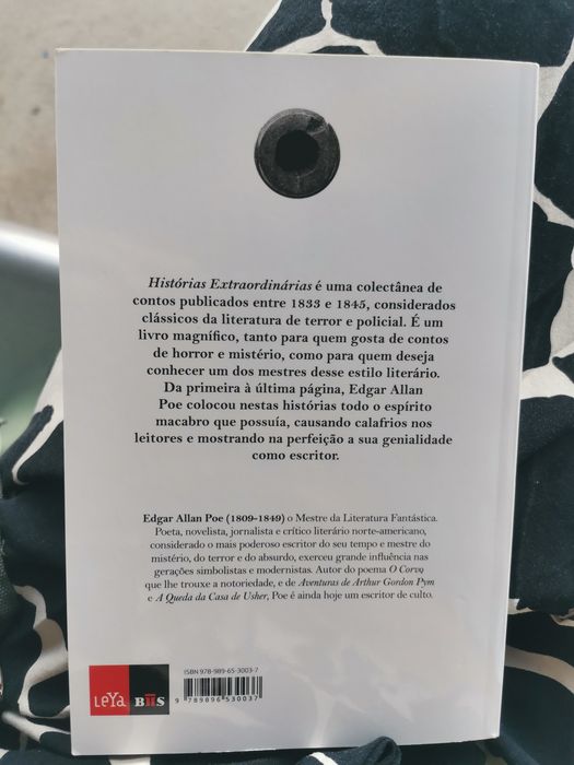 Livro Histórias Extraordinárias de Edgar Allan Poe