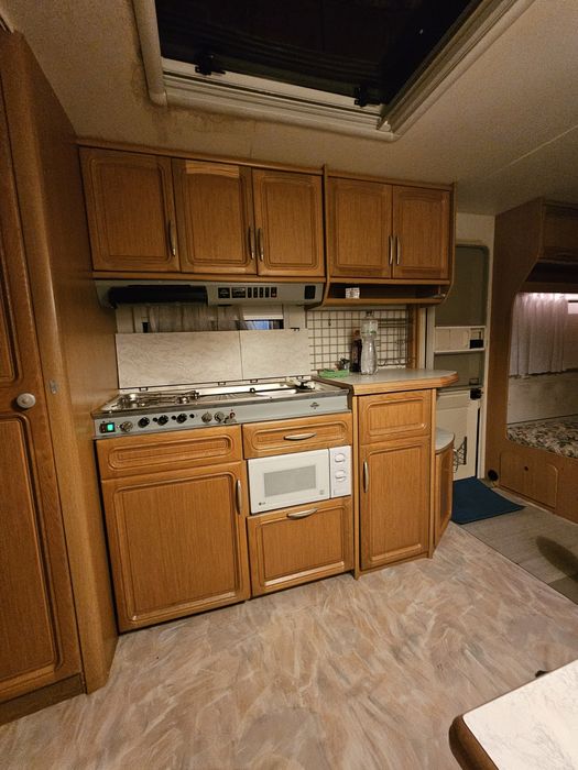 Кемпер hobby prestige 720