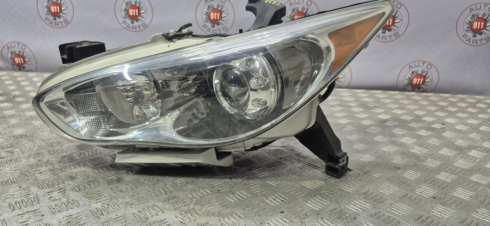 Фара передня ліва на Infiniti qx60 jx35 2012-2016