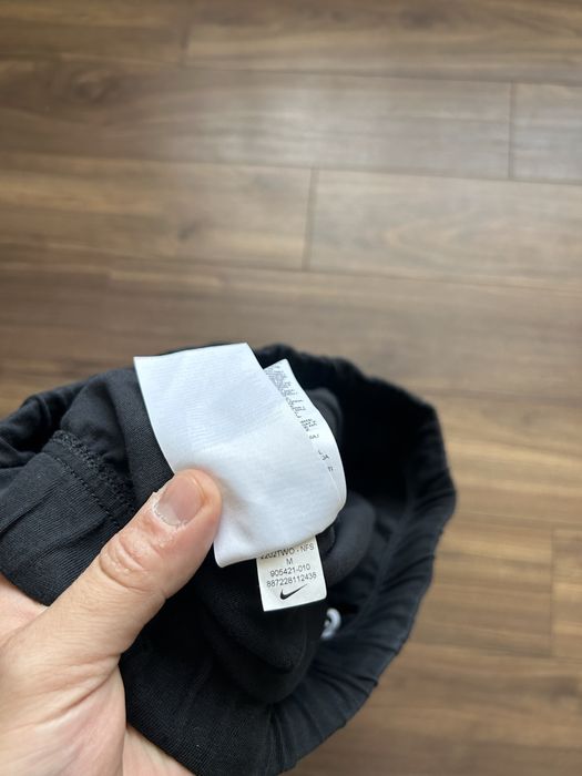 Чоловічі шорти Nike modern