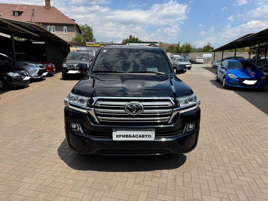 Toyota Land Cruiser 200