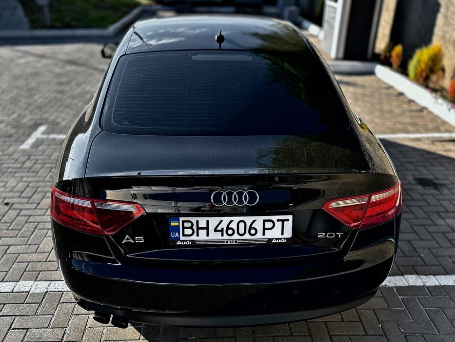 Audi A5 Coupe 2009 • 2.0 TFSI • 180 л.с.