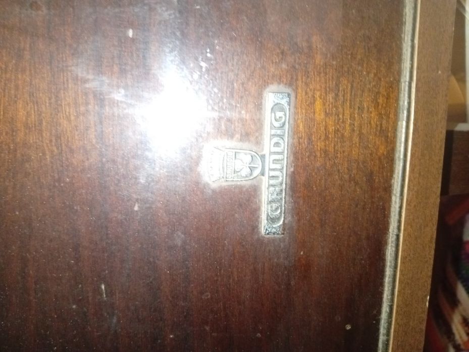 Móvel Grunding Leitor de Discos Vinis e Colunas