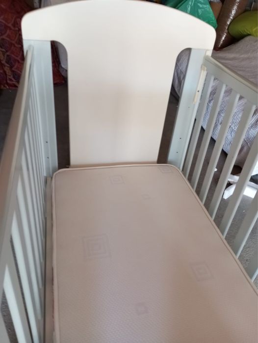 Cama bebé madeira + colchão