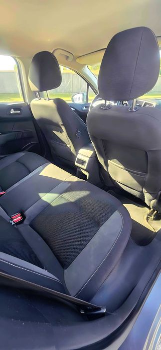 Citroën C4 1.2 PureTech (2016) "201.350km" 4990€ Distribuição Mudada juntamente com as velas no livro de Revisões!!