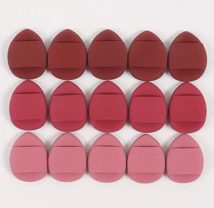 15 mini gąbeczek do makijażu