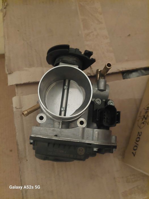 Corpo borboleta novo