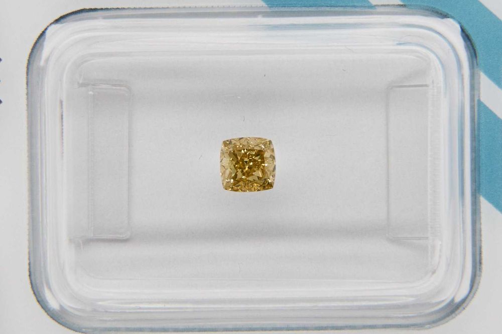 Diamante Natural 0.30ct VVS1 - Fancy Intense Greenish Yellow - IGI