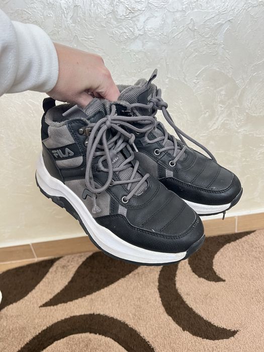 Кросівки єврозима 39 р