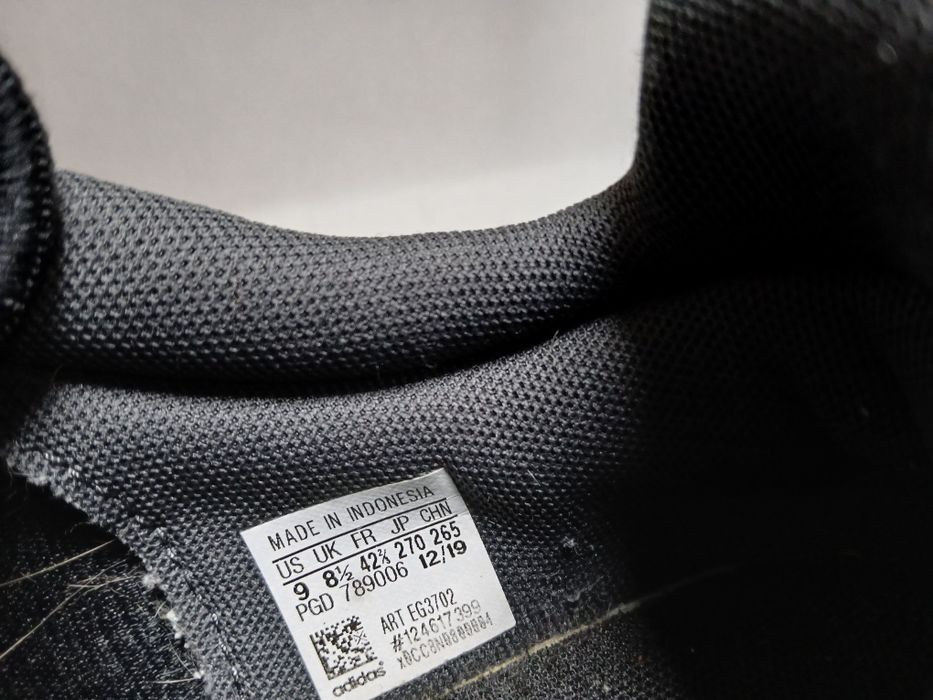 Кросівки 42 р/27 см Adidas Nebula  оригінал.