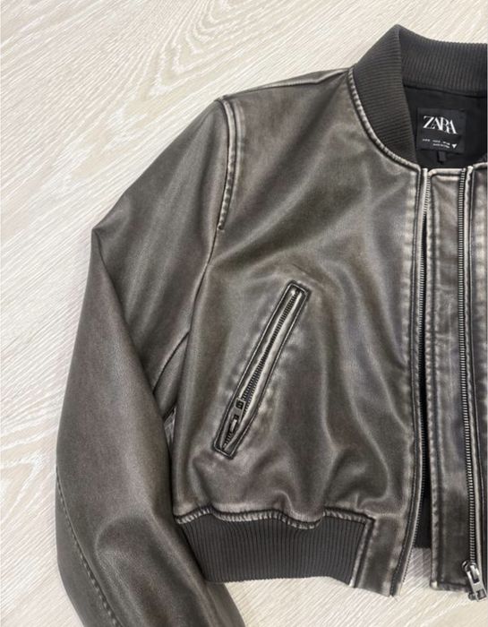 Жіночий бомпер Zara