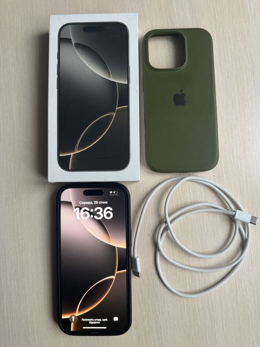 iPhone 16 Pro 256, як новий, неверлок