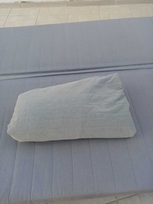 Sofá cama em bom estado