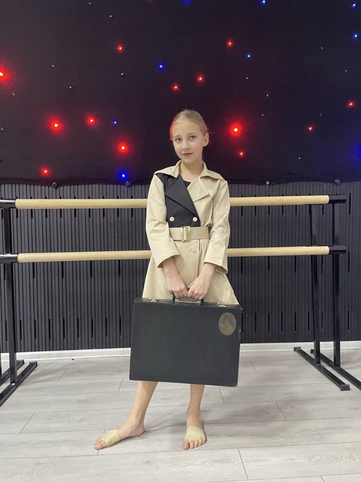 Сценічний костюм.Сукня-тренч 140-152р.