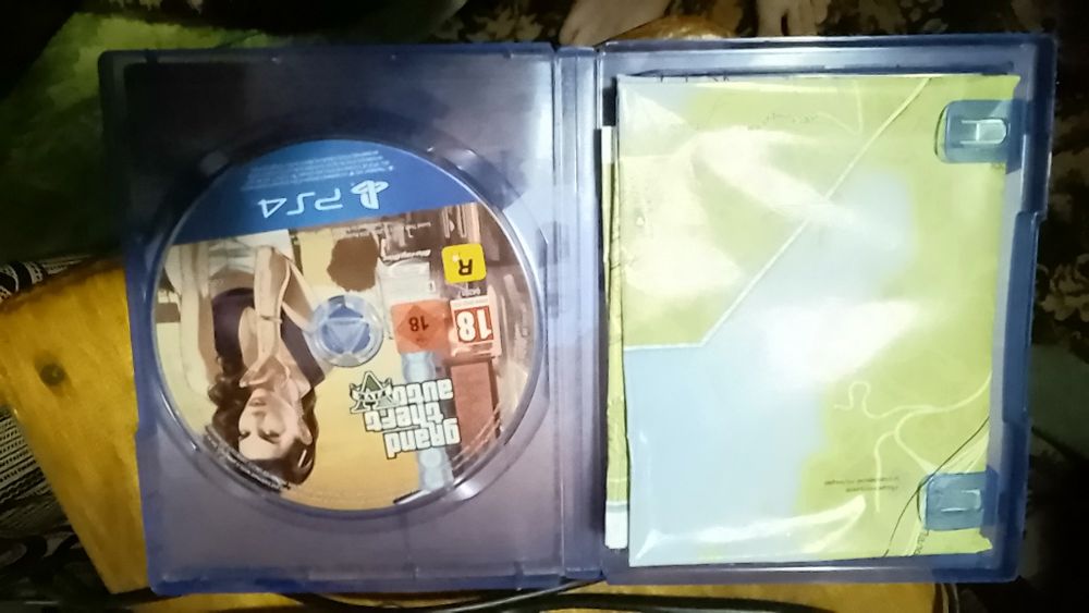 Продаю GTA 5 на PS4