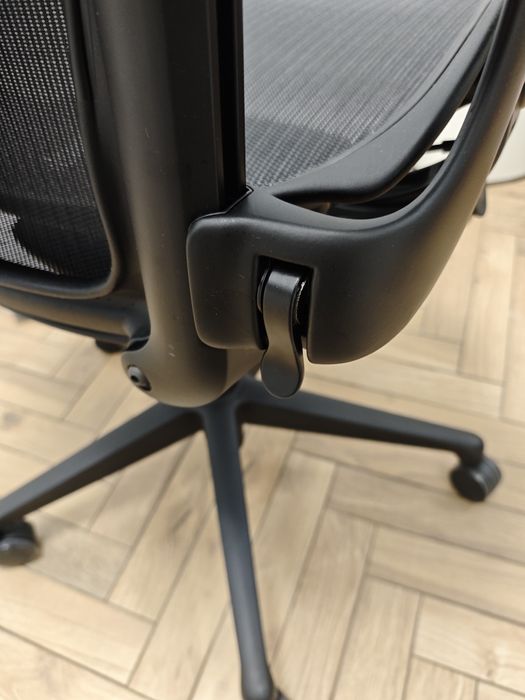 Herman Miller Aeron Remastered B ( nowy model )