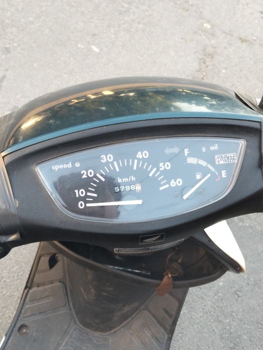 продам мопед Хонда діо 35 зх на доках
