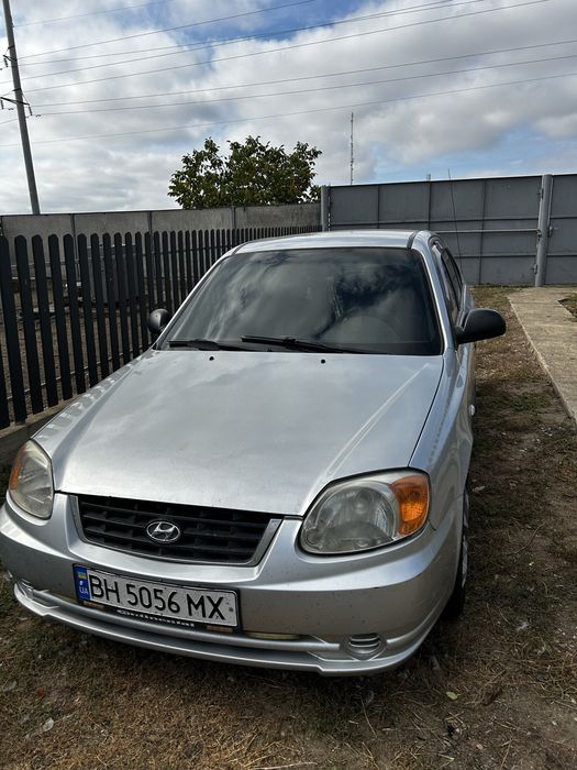 Hyundai Accent 2003 год
