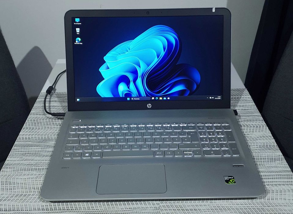 HP Envy 15 Gaming 3K 3200x1800 i7®™/GeForce®GTX™/16GB/BIO/SSDNvme/B&O