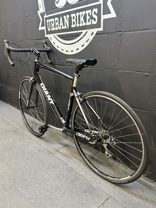 Rower szosowy Giant Defy Kolarzówka Shimano 54 cm Urban Bikes