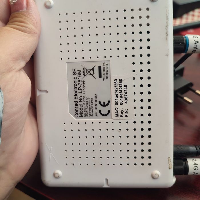 Używany router, kompletny