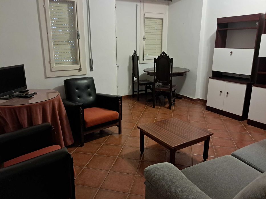 Arrendamento de Apartamento T1 - Preferência por Profissional Deslocado