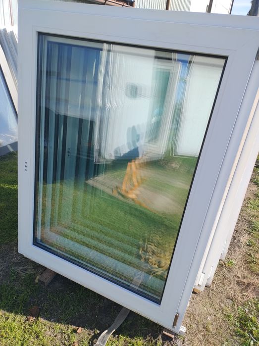 Sprzedam okno z Niemiec 140wys 107szer UR