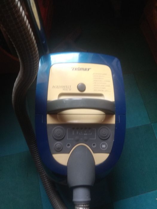 Доставка.Моющий пылесос Зелмер